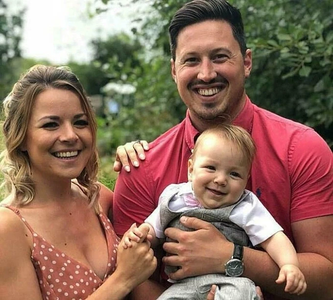 Matt và hôn thê Stacy đang chuẩn bị đám cưới và đón con thứ 2. Ảnh: Mirror.