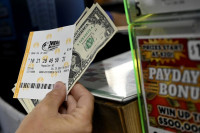Mỹ công bố người trúng số gần 1,8 tỷ USD