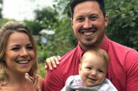 Tỉnh ngộ sau khi ăn chơi trác táng bằng tiền trúng số