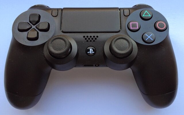 Tay cầm chơi game Sony Dualshock 4